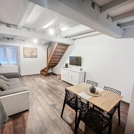 Appartement Au Centre-Ville Шомон Экстерьер фото