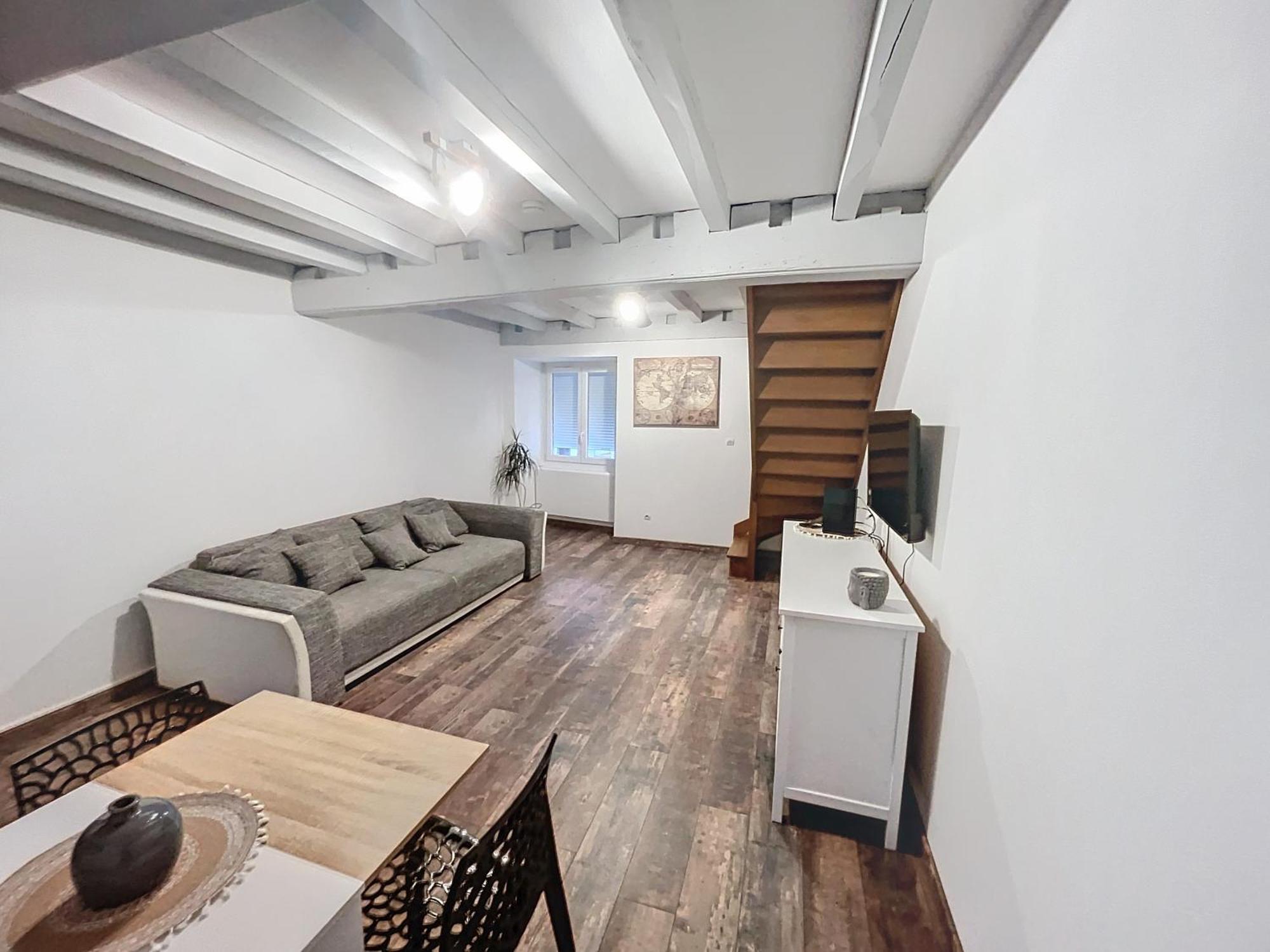 Appartement Au Centre-Ville Шомон Экстерьер фото